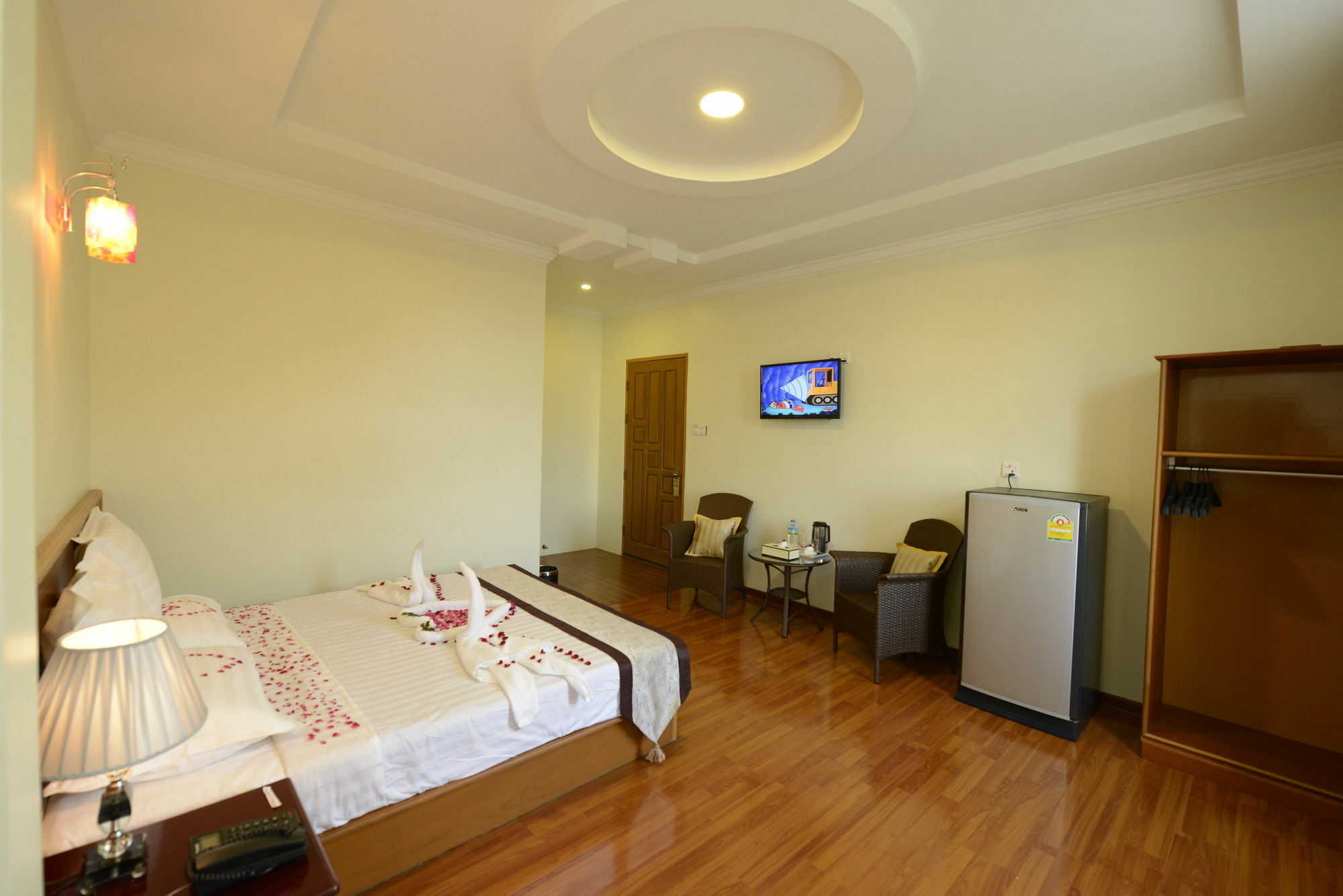 Win Star Hotel Мандалай Экстерьер фото